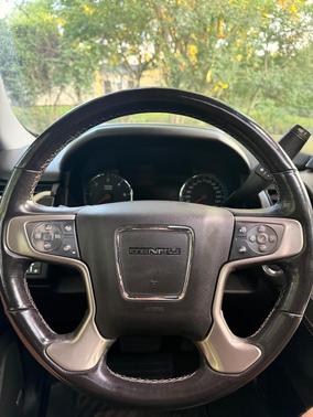 Black 2018 GMC Yukon Denali