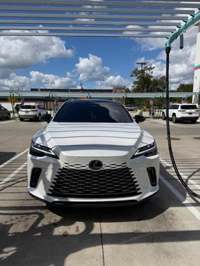 White 2023 Lexus RX 350 Premium Plus