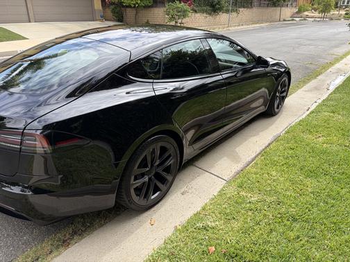 Black 2022 Tesla Model S Long Range