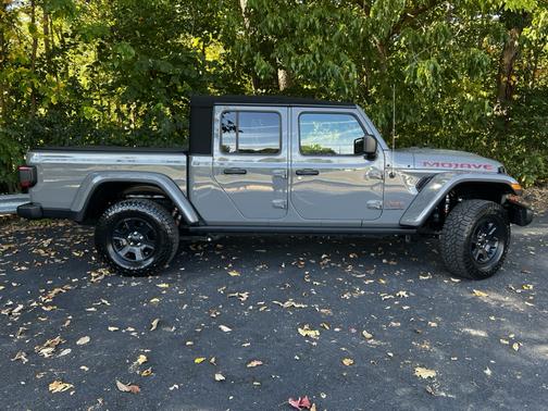 2023 Jeep Gladiator Mojave