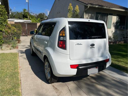 2011 Kia Soul +