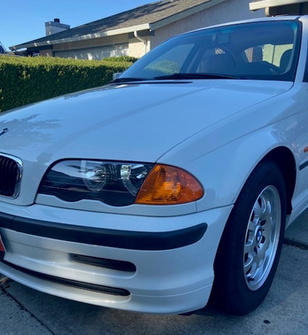 1999 BMW 323 i