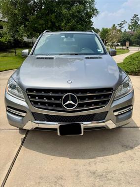 Gray 2012 Mercedes-Benz M-Class ML 350 4MATIC