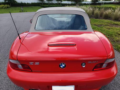 2001 BMW Z3 3.0i Roadster