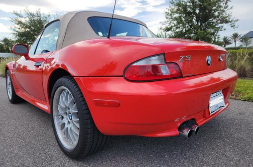 2001 BMW Z3 3.0i Roadster