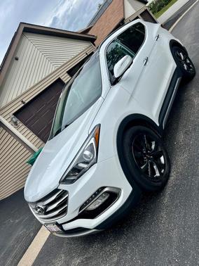 White 2017 Hyundai Santa Fe Sport 2.0L Turbo Ultimate