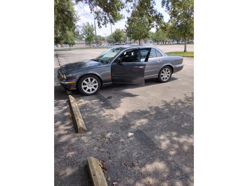 Gray 2004 Jaguar XJ8 Base