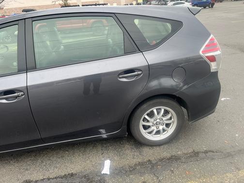 2017 Toyota Prius v Four