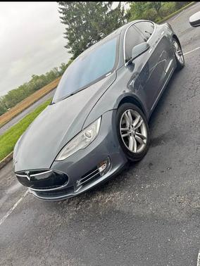 Gray 2013 Tesla Model S Base