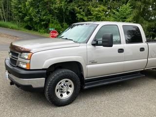 Silver 2006 Chevrolet Silverado 3500 LT Crew Cab