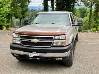 Silver 2006 Chevrolet Silverado 3500 LT Crew Cab