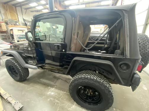 Black 2005 Jeep Wrangler SE