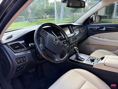 Black 2016 Hyundai Equus Signature