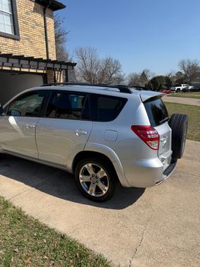 2010 Toyota RAV4 Sport