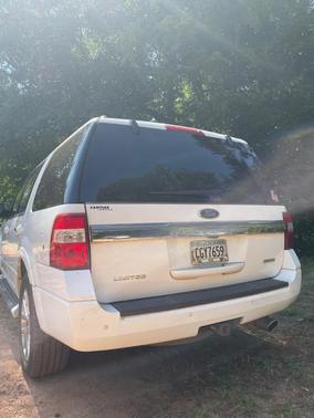 White 2017 Ford Expedition Limited