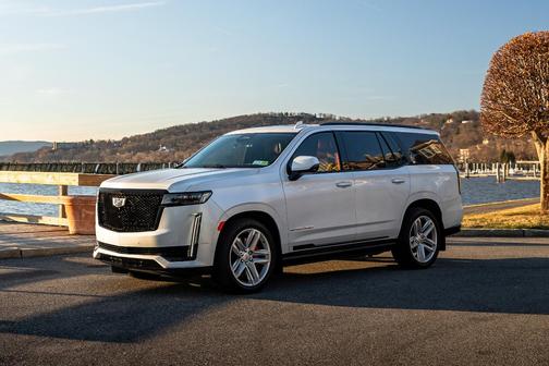 White 2021 Cadillac Escalade Sport