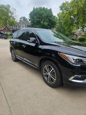 Black 2018 INFINITI QX60 Base