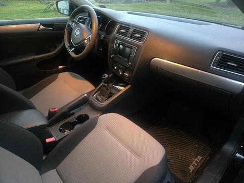 Black 2017 Volkswagen Jetta 1.4T S