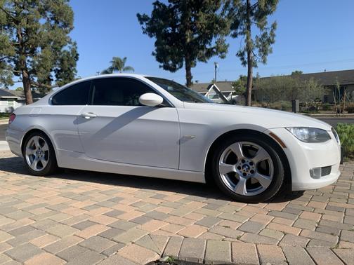 2009 BMW 328 i