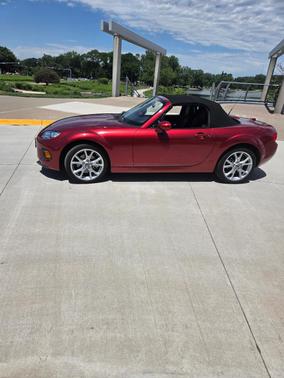 Red 2015 Mazda MX-5 Miata Grand Touring