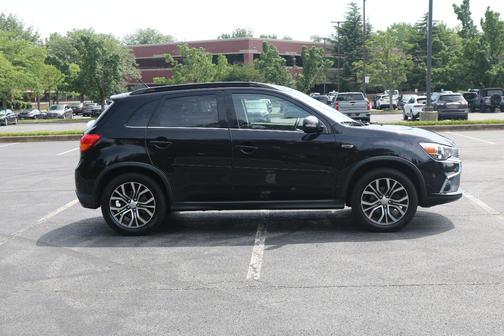 Black 2016 Mitsubishi Outlander Sport 2.4 GT
