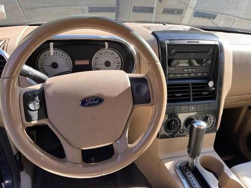 Blue 2007 Ford Explorer Sport Trac XLT