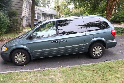 2006 Chrysler Town & Country Limited