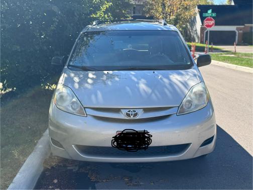 2010 Toyota Sienna LE
