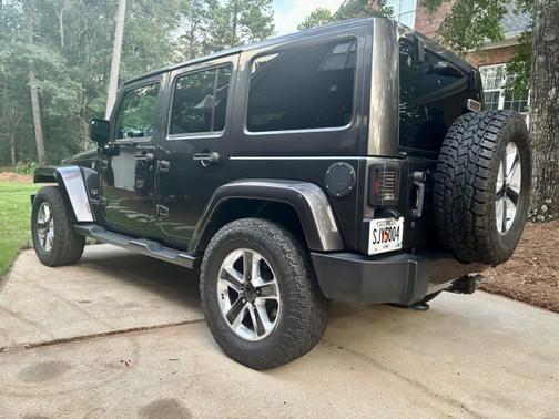 2016 Jeep Wrangler Unlimited Sahara