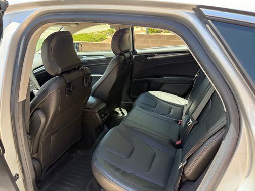 Silver 2016 Ford Fusion Hybrid Titanium