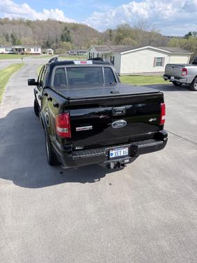 Black 2008 Ford Explorer Sport Trac XLT