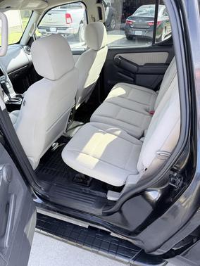Black 2008 Ford Explorer Sport Trac XLT