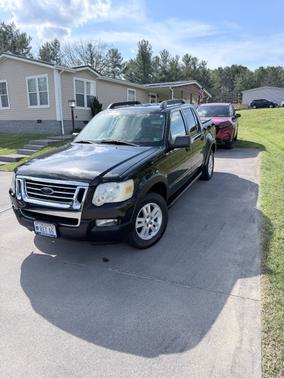 Black 2008 Ford Explorer Sport Trac XLT