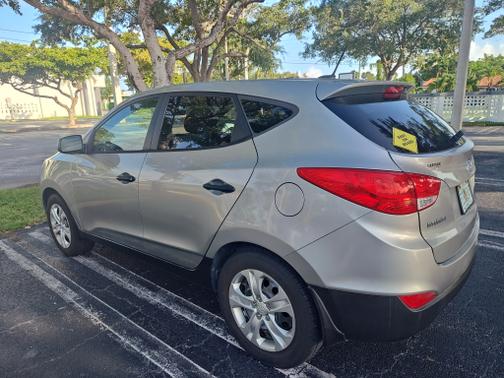 2013 Hyundai TUCSON GL