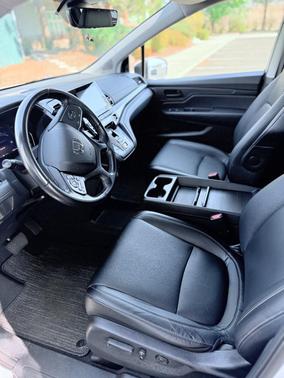 White 2021 Honda Odyssey EX-L