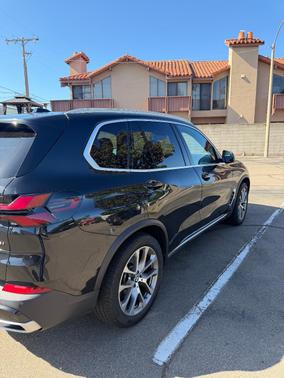Black 2024 BMW X5 sDrive40i