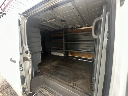 2014 Nissan NV Cargo NV3500 HD SV V8