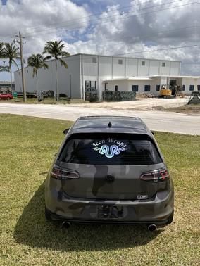 2016 Volkswagen Golf GTI 2.0T SE 4-Door