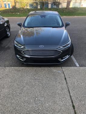 Photo 1 of 5 of 2017 Ford Fusion Titanium