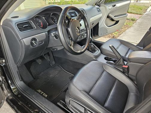 2017 Volkswagen Jetta 1.4T SE