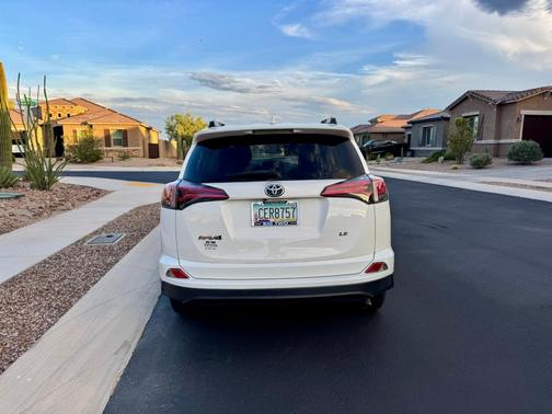 White 2018 Toyota RAV4 LE