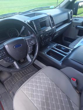 Red 2016 Ford F-150 XLT