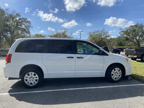 2020 Dodge Grand Caravan SE