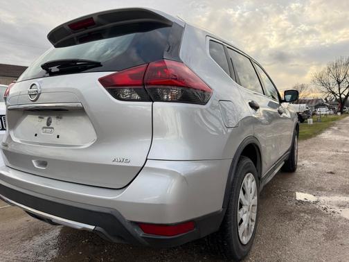 2018 Nissan Rogue S