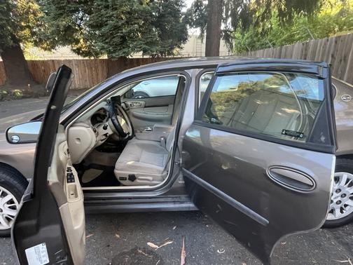 2002 Chevrolet Impala Base