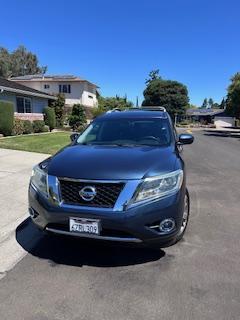2013 Nissan Pathfinder Platinum