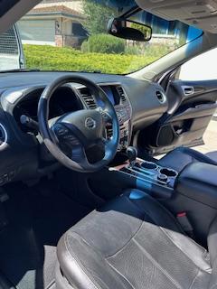 2013 Nissan Pathfinder Platinum