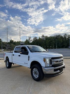 White 2017 Ford F-250 XLT