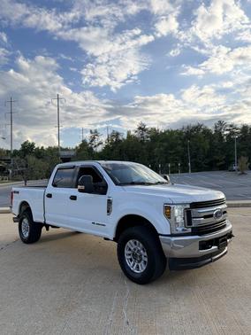 White 2017 Ford F-250 XLT
