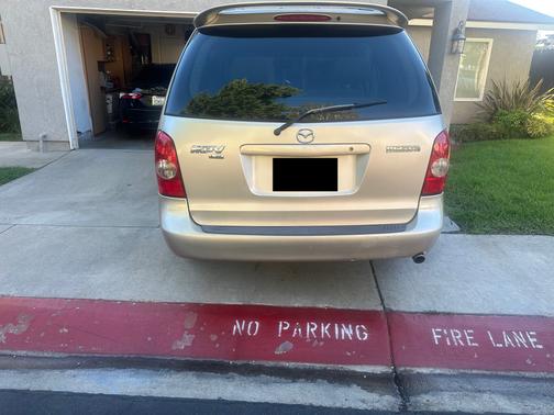 2003 Mazda MPV LX